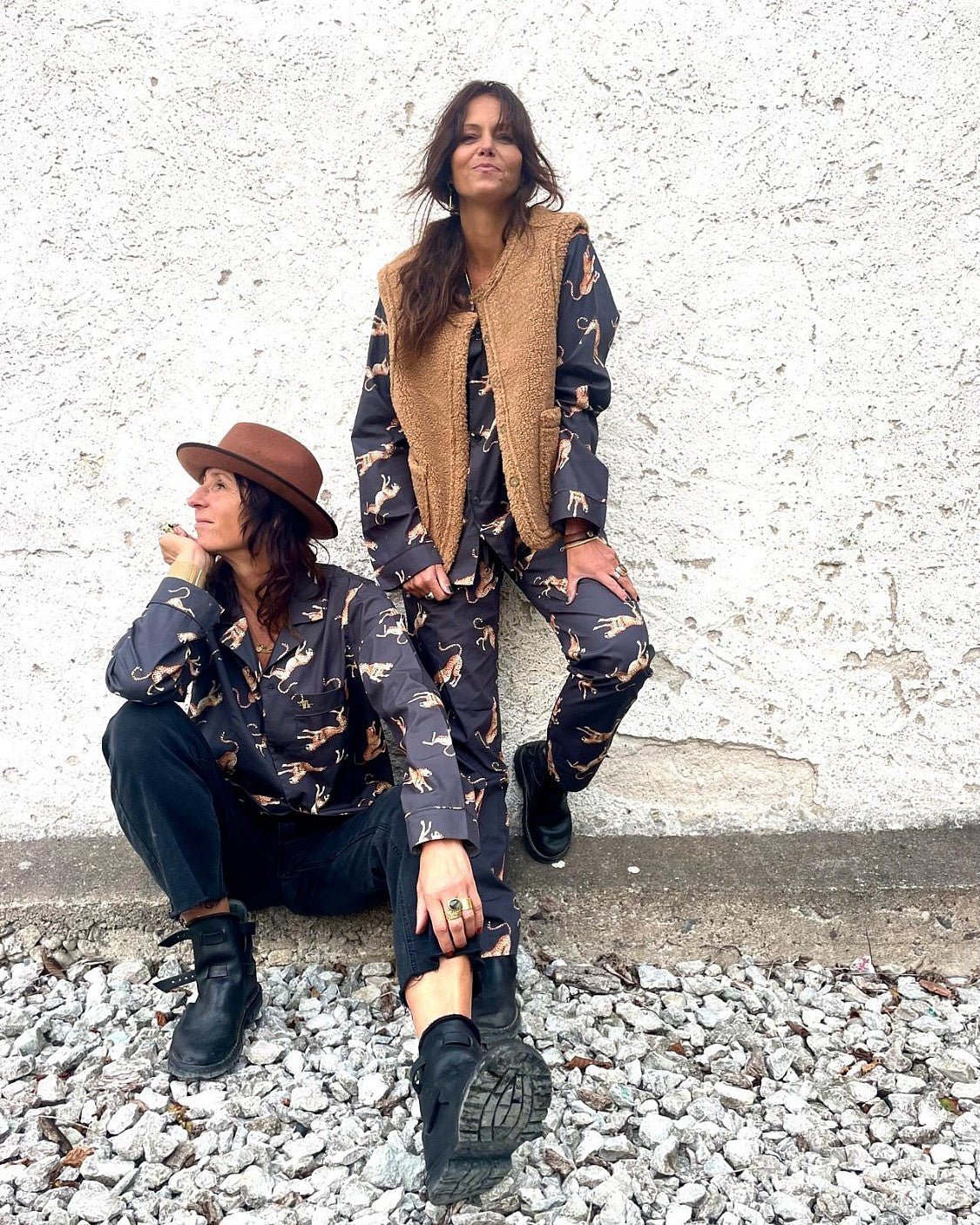 Women's Pyjamas – Jumping Cheetah on Charcoal