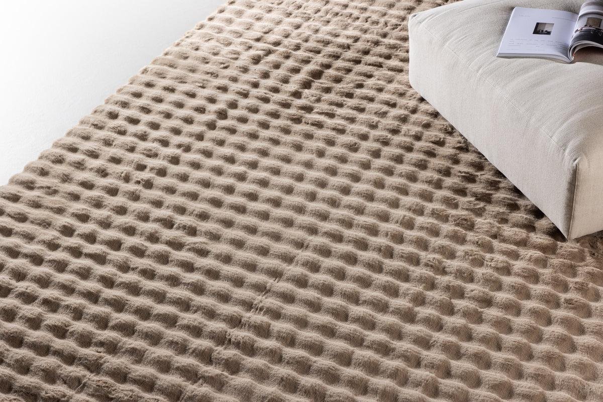 Venture Design Novis Rektangulära Mattor 290 × 200 Beige